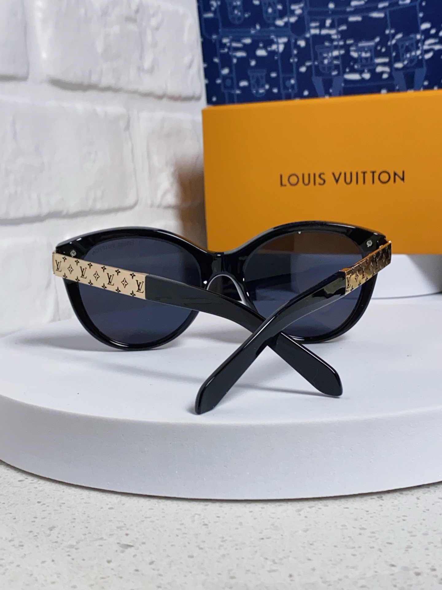 LV sunglasses