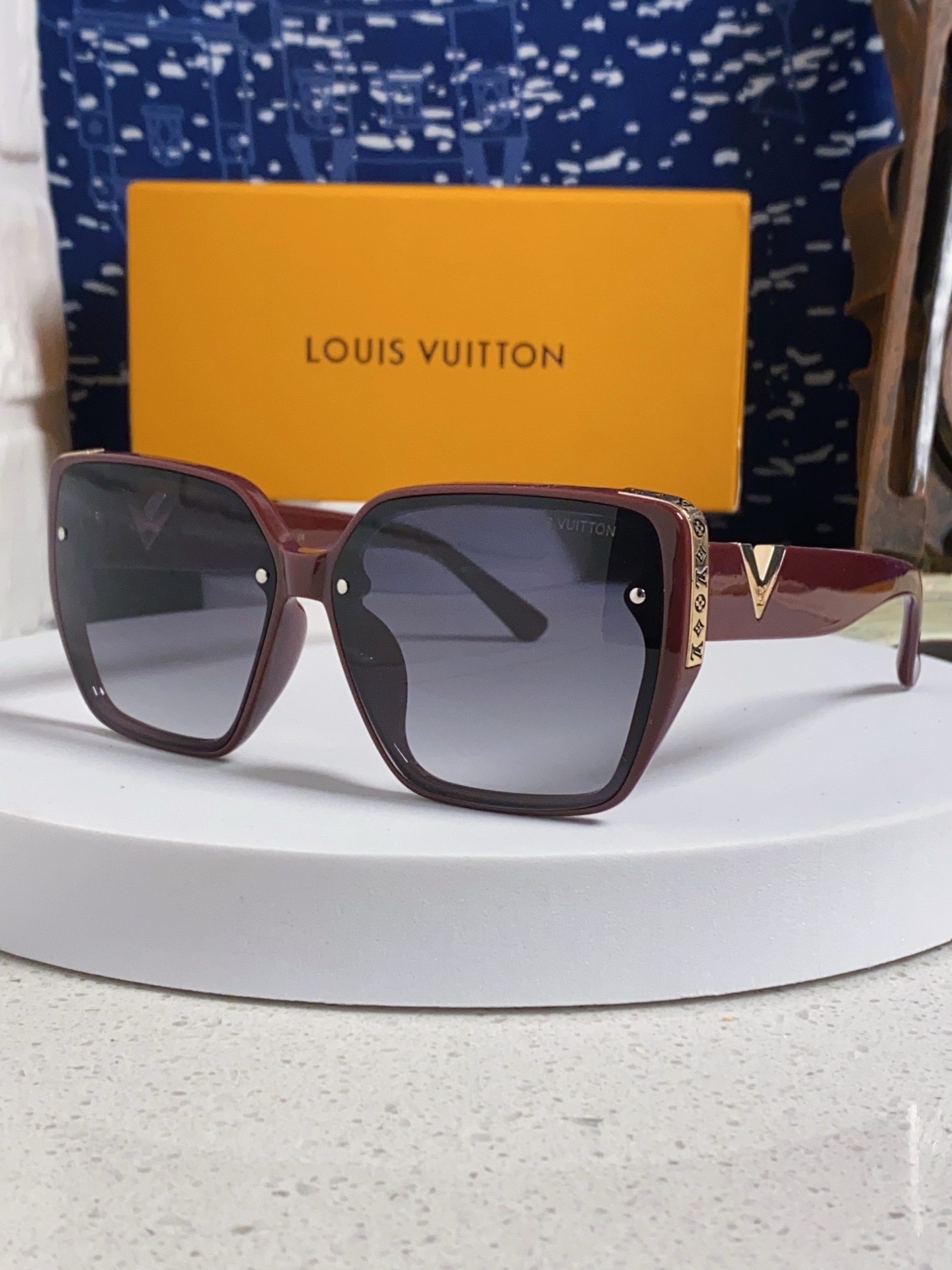 LV sunglasses