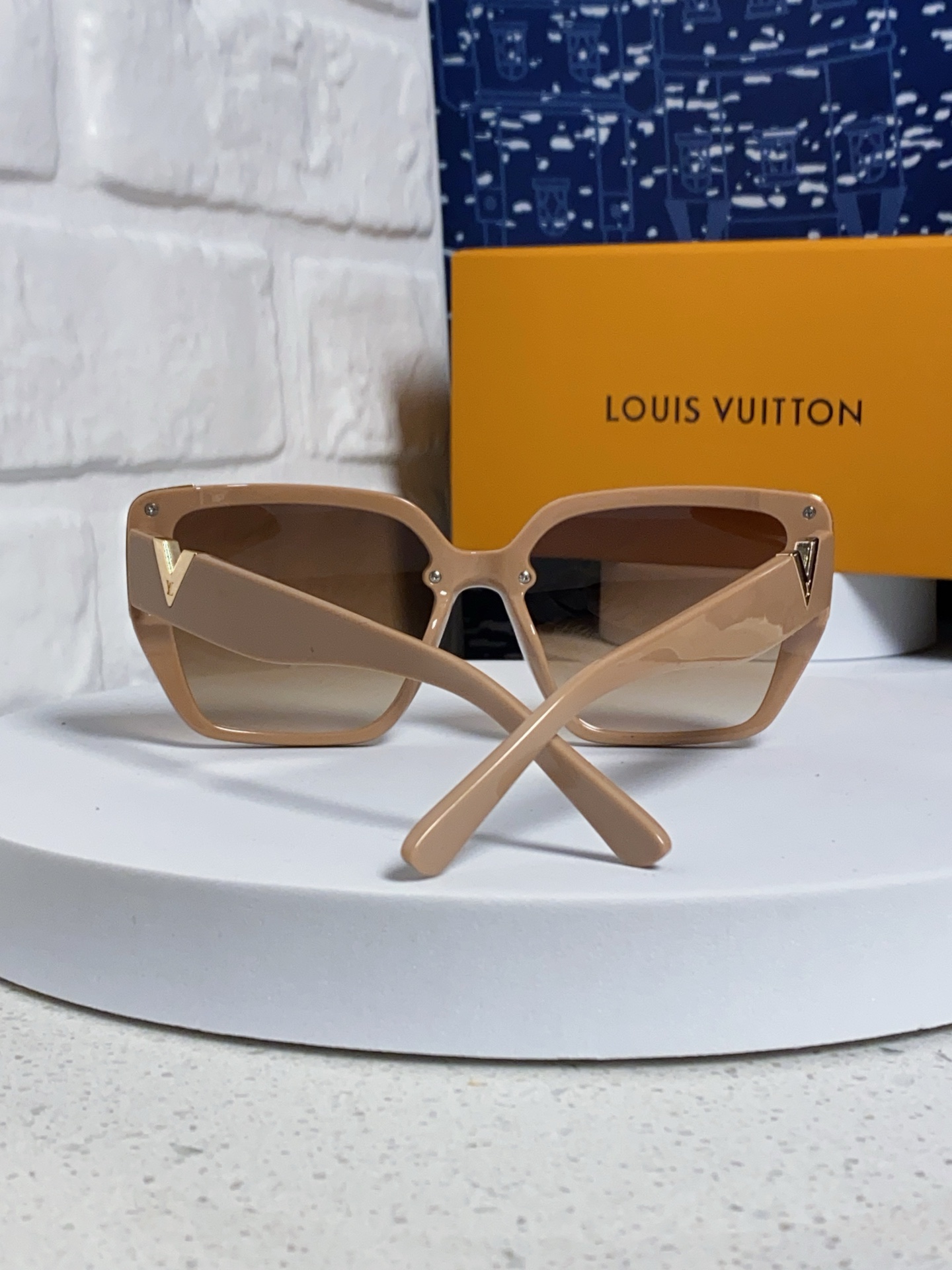 LV sunglasses