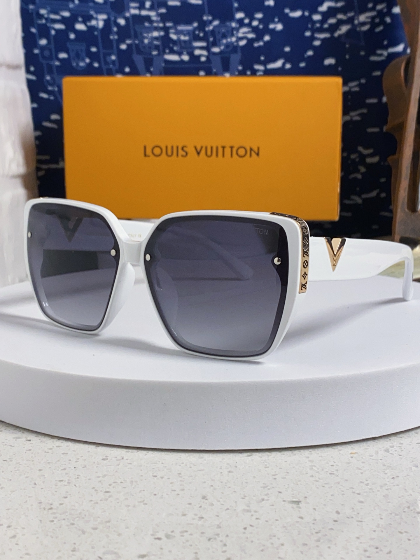 LV sunglasses