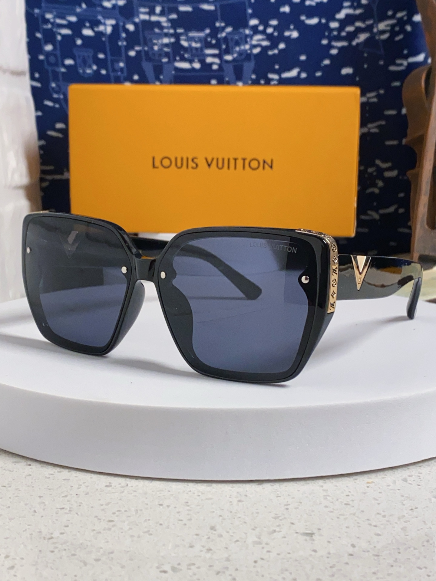 LV sunglasses