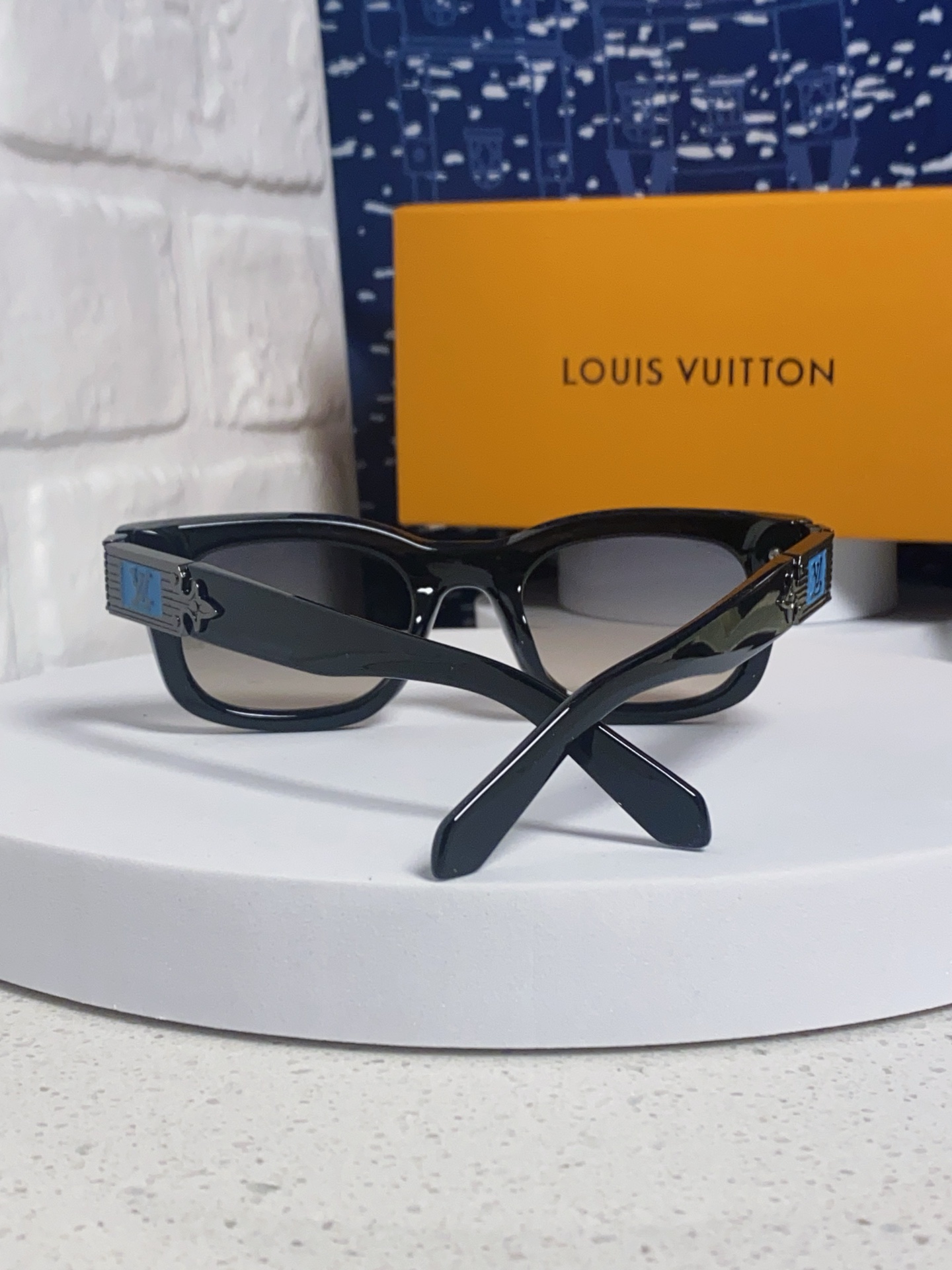 LV sunglasses