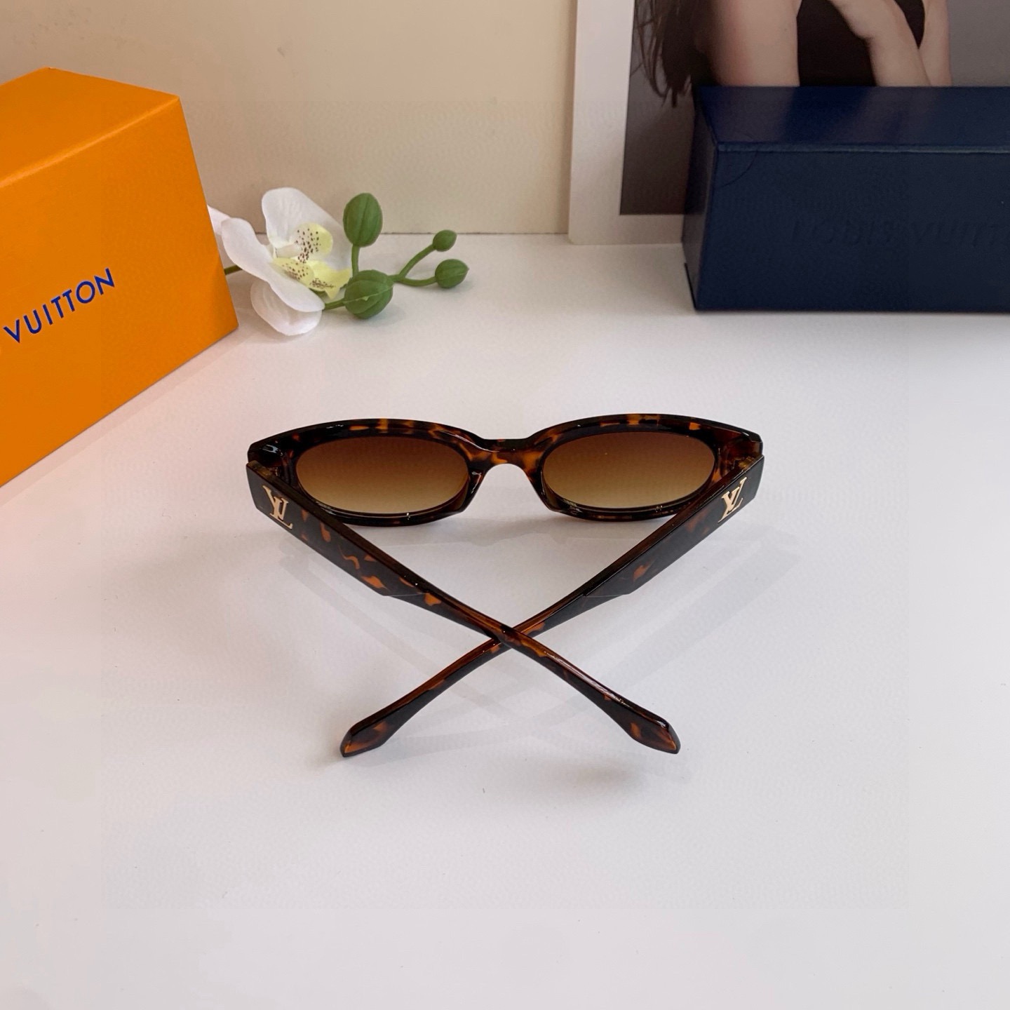 LV sunglasses