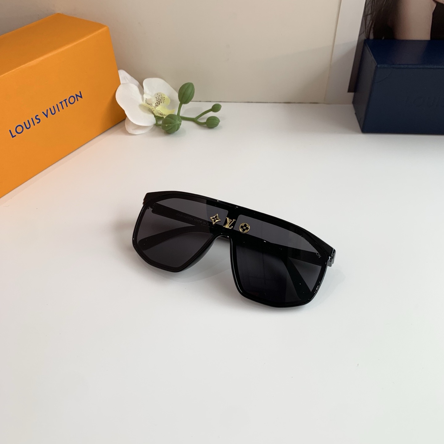 LV sunglasses
