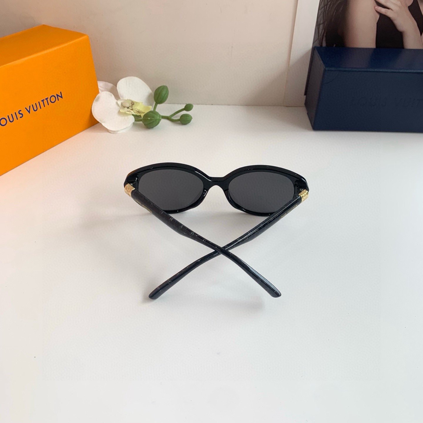LV sunglasses
