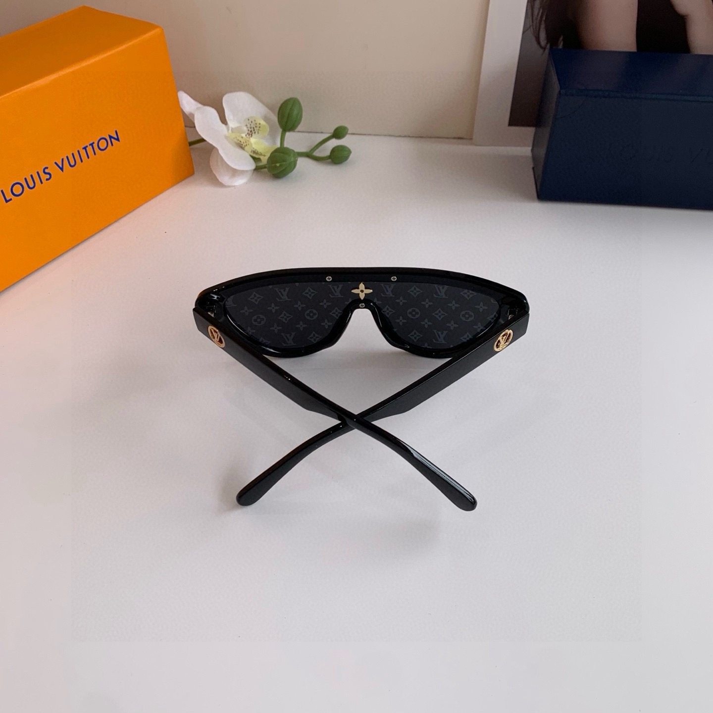 LV sunglasses