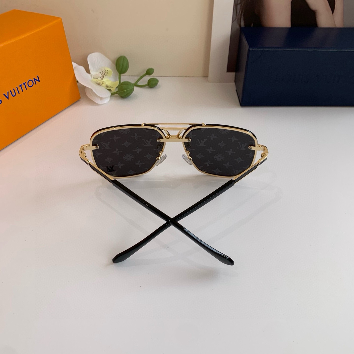LV sunglasses