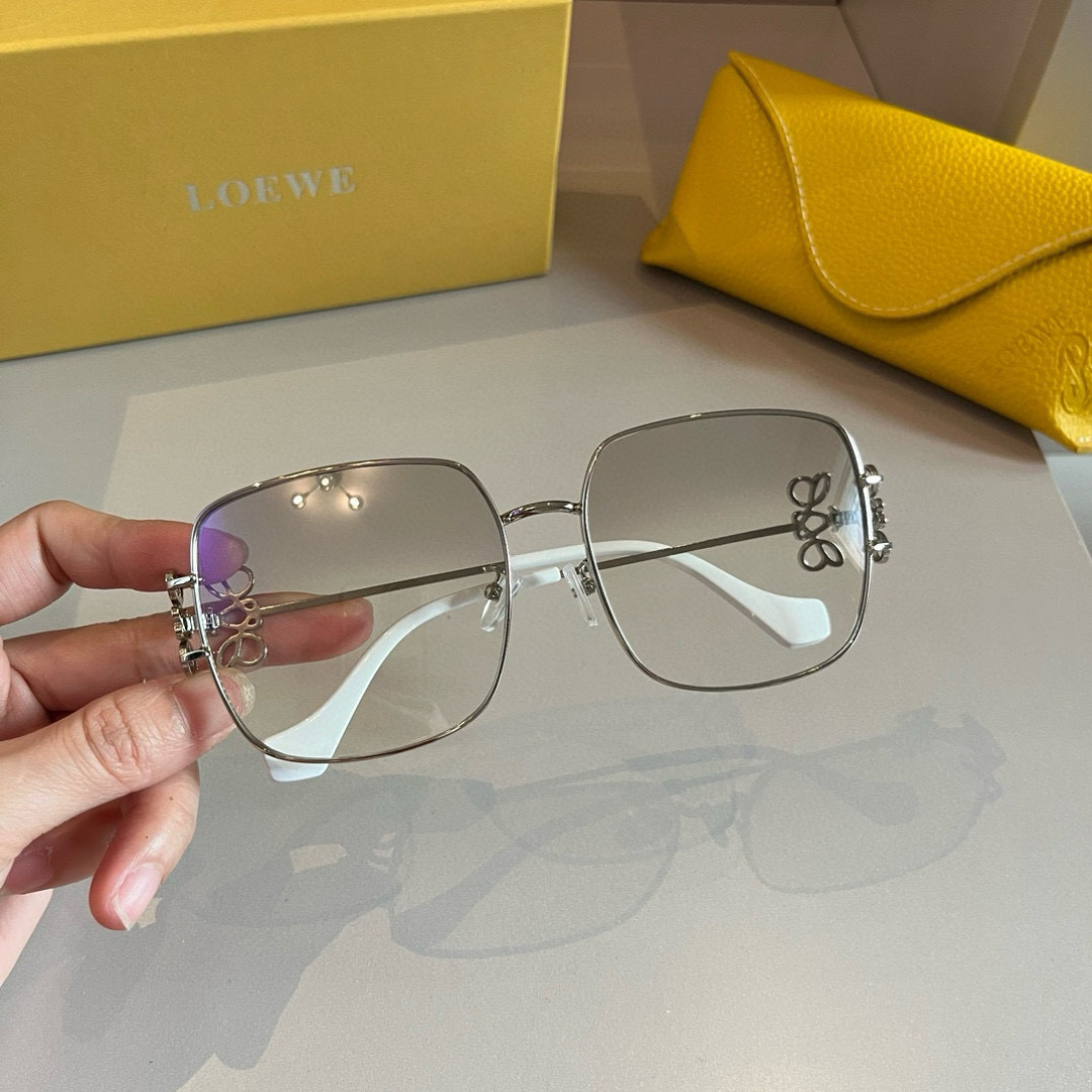 Loewe sunglasses