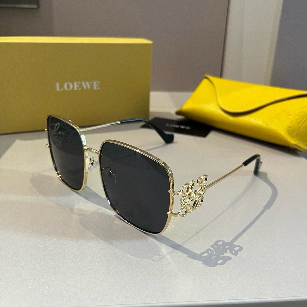Loewe sunglasses