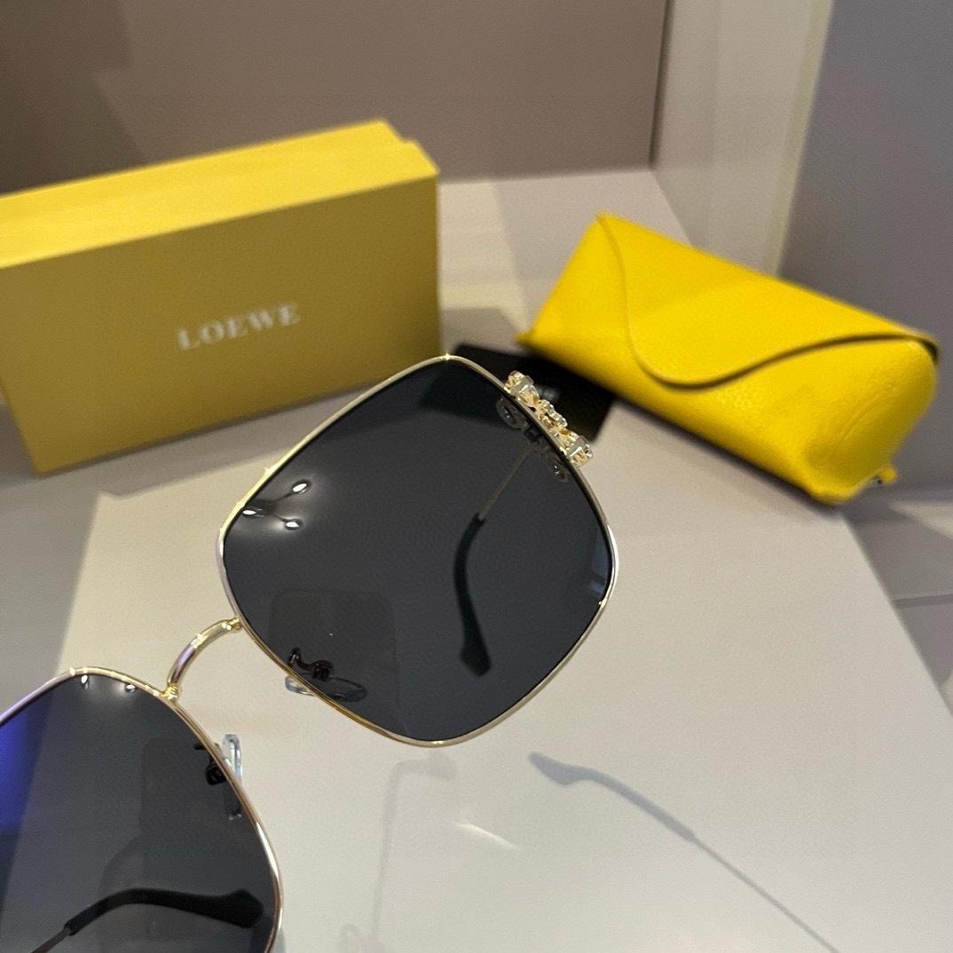 Loewe sunglasses
