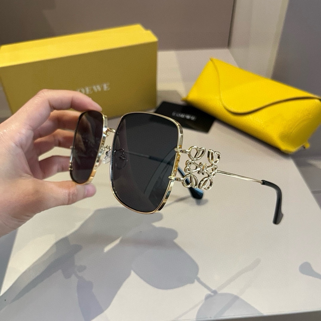 Loewe sunglasses