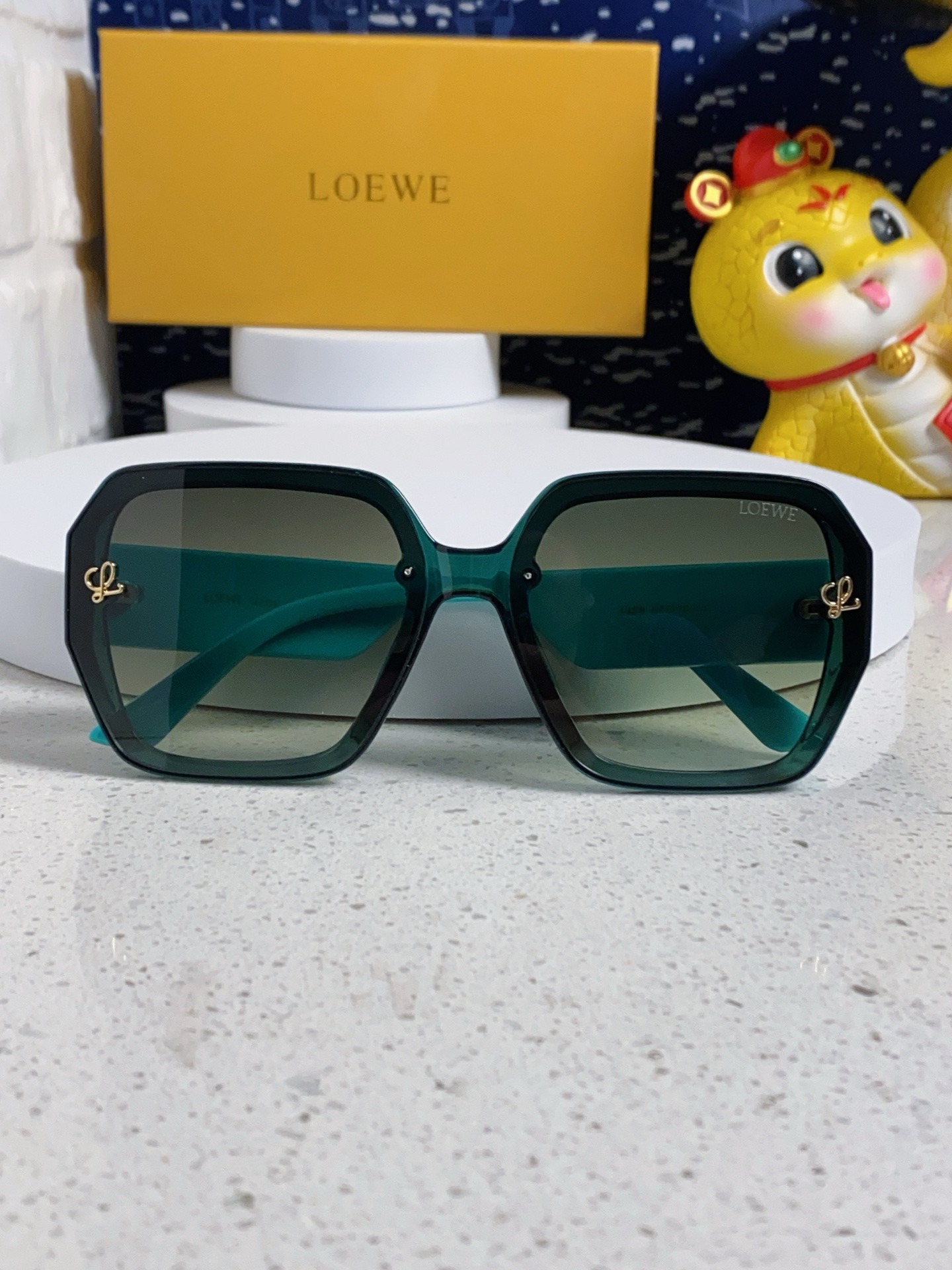 Loewe sunglasses