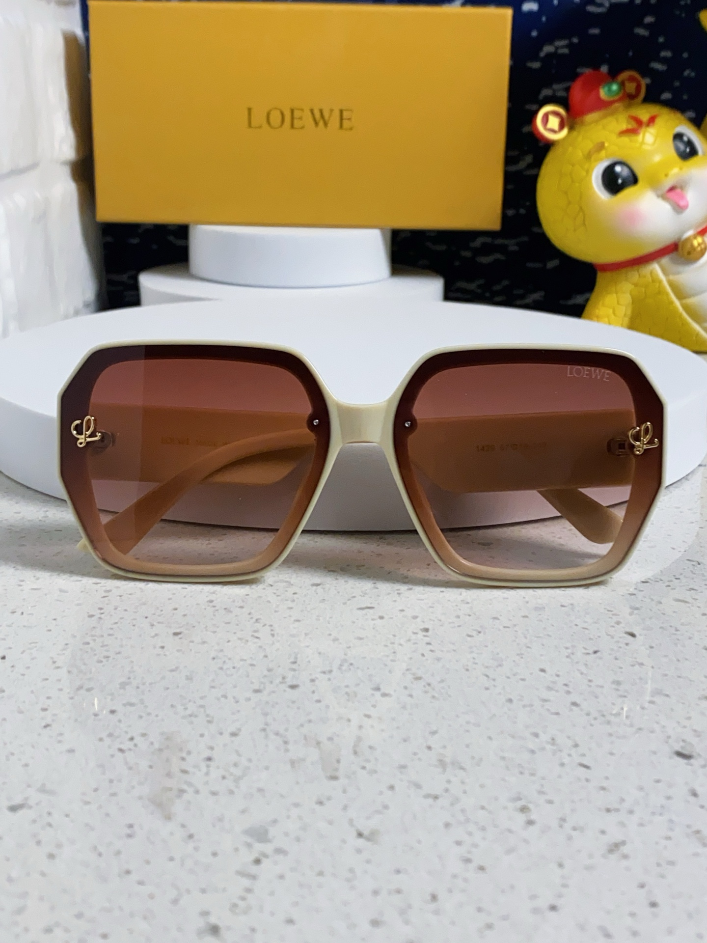 Loewe sunglasses