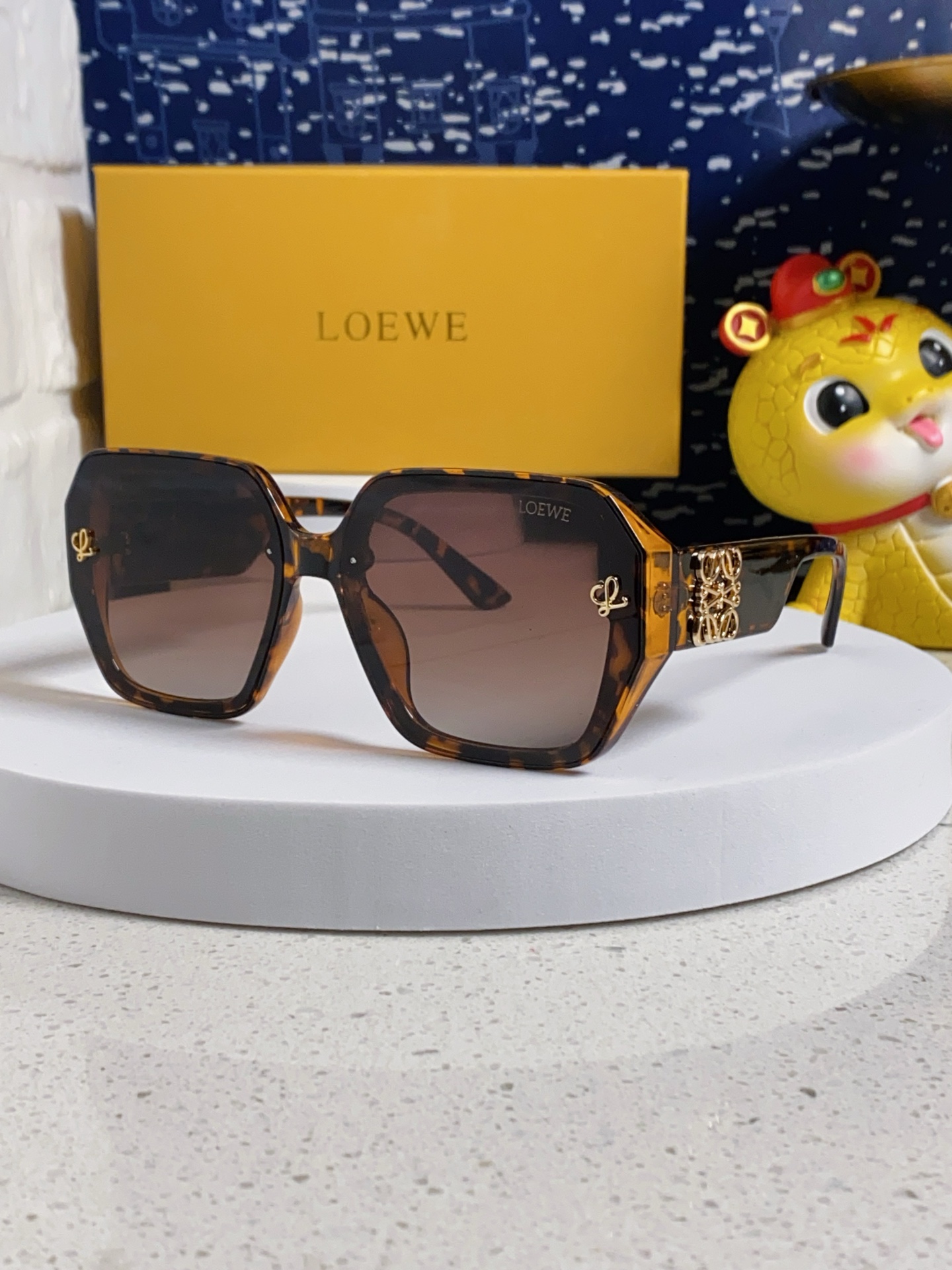 Loewe sunglasses