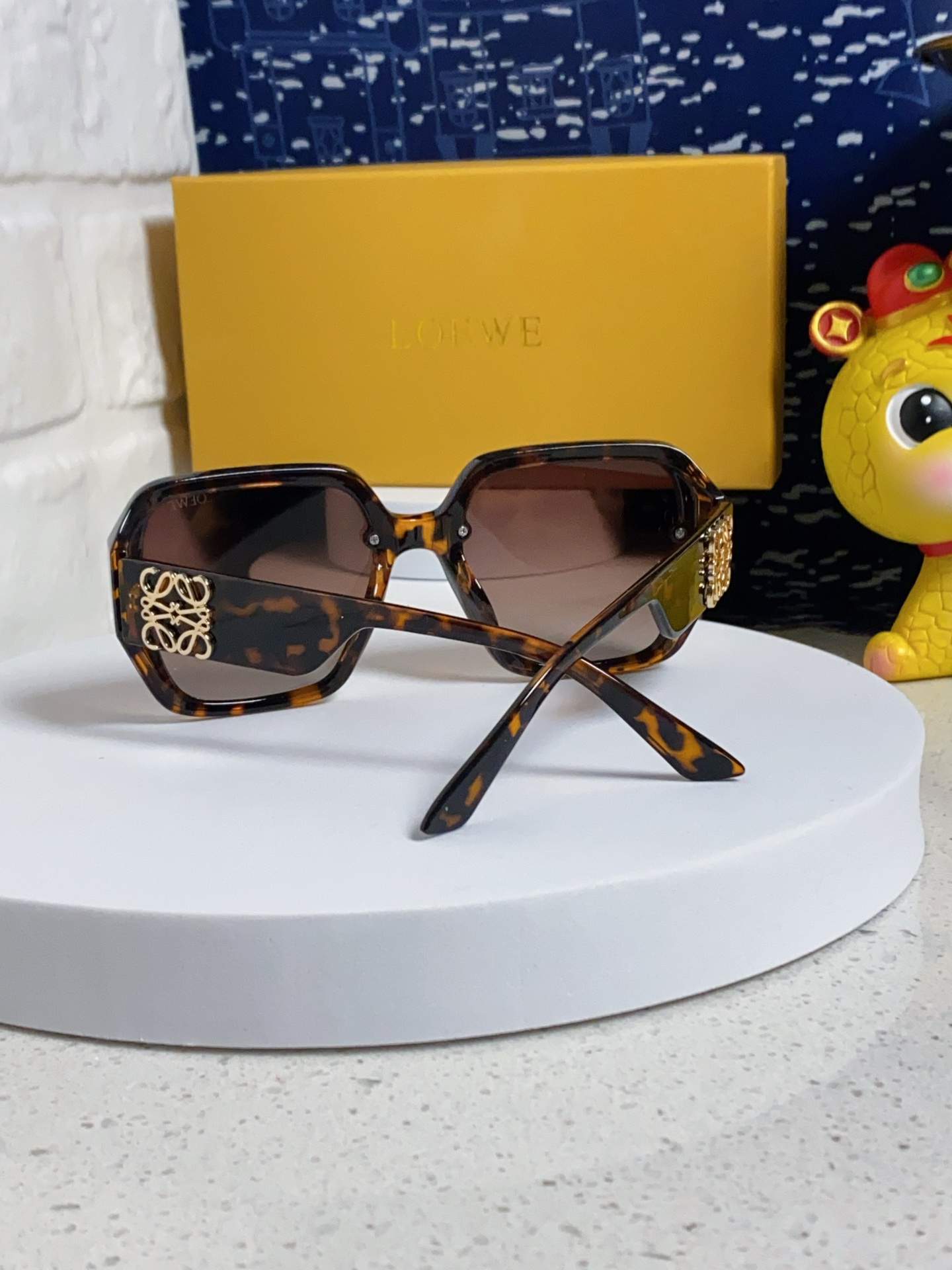Loewe sunglasses