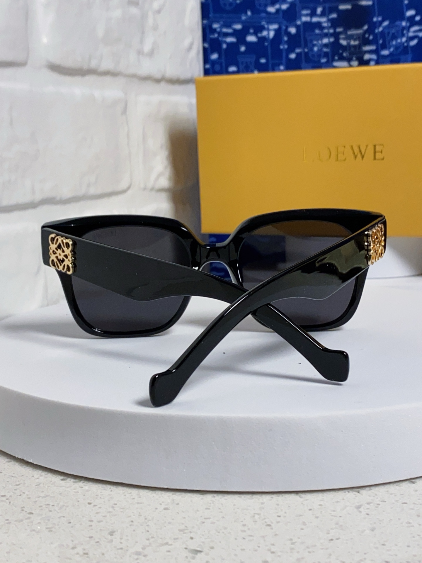 Loewe sunglasses