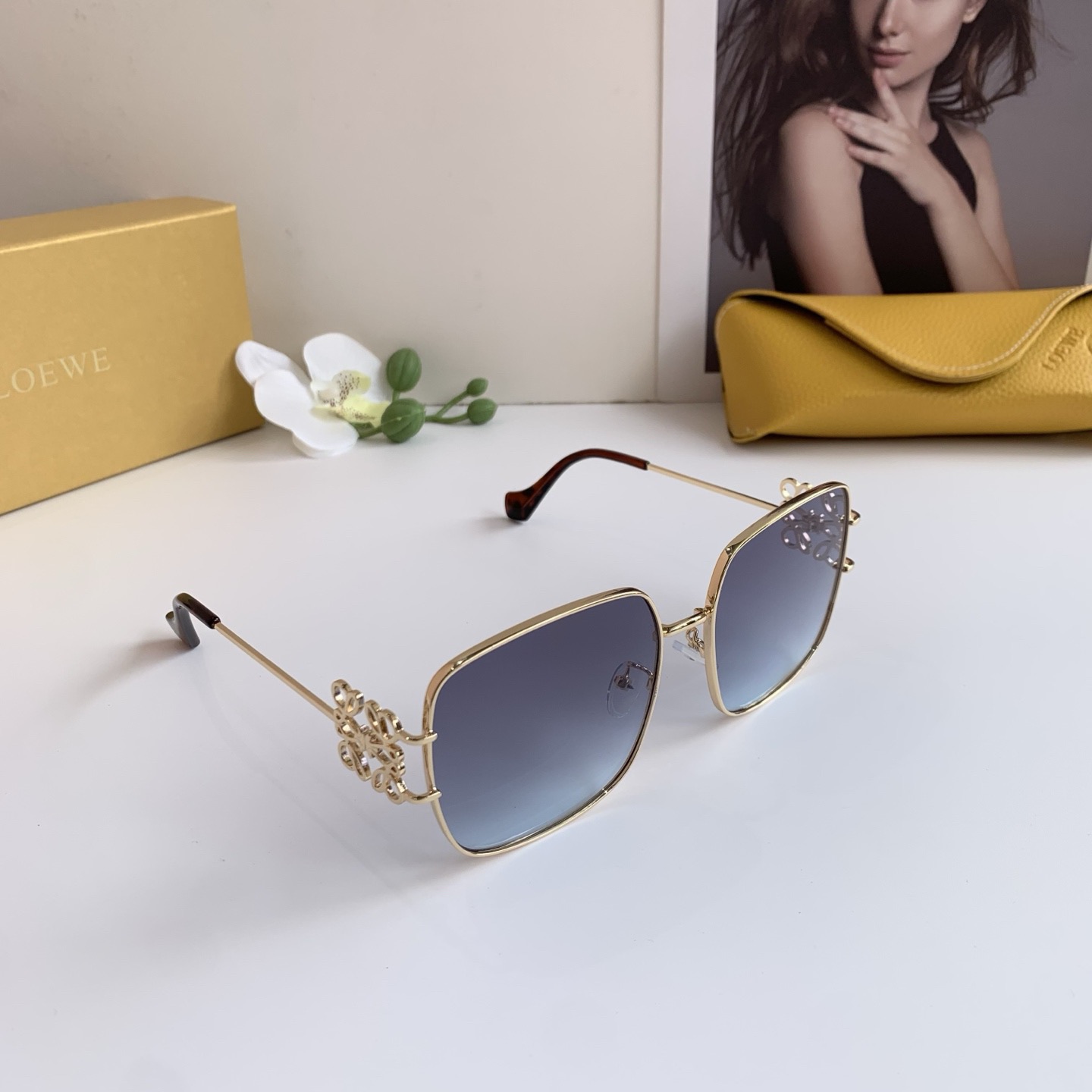 Loewe sunglasses
