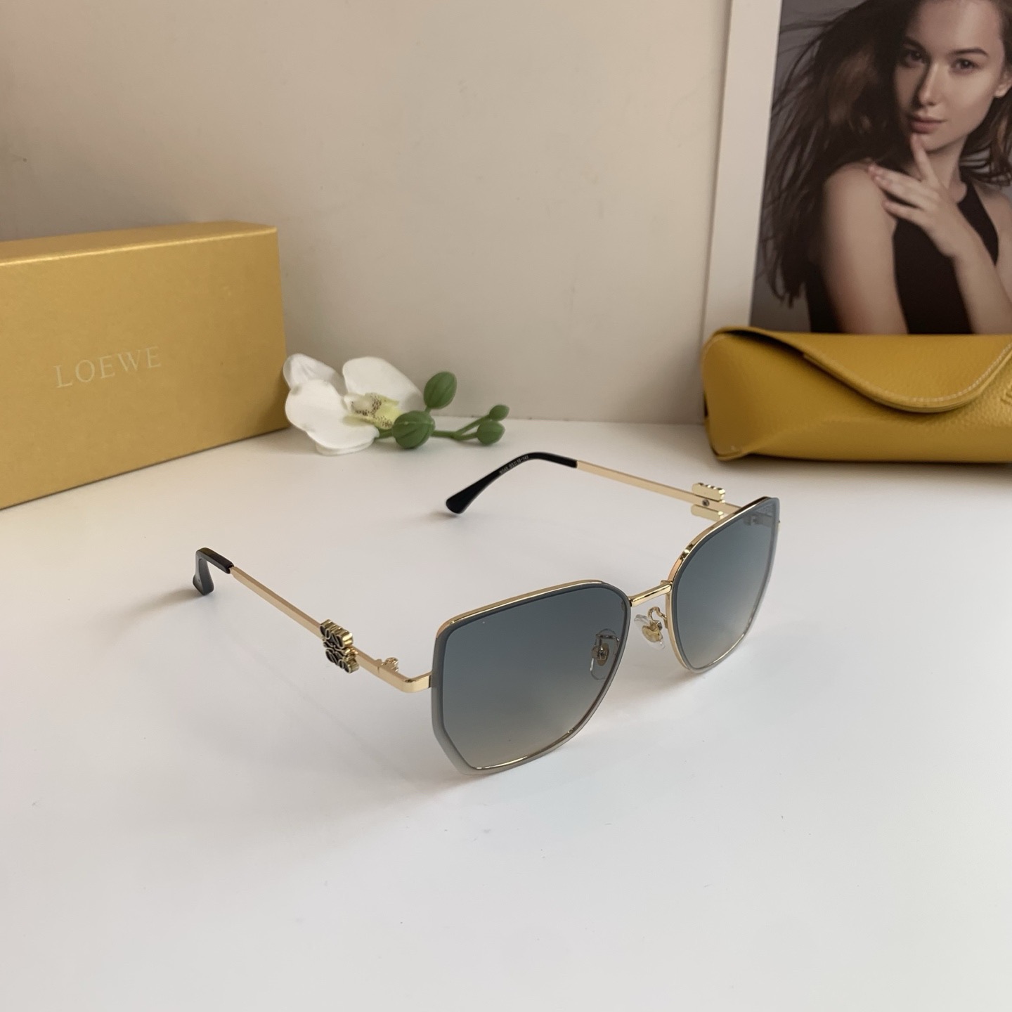 Loewe sunglasses