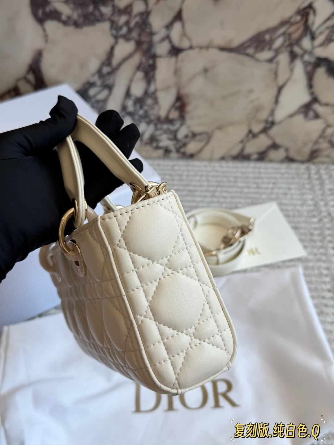 Dior