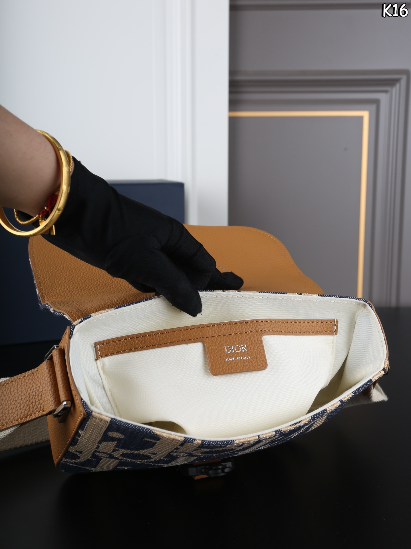 Dior