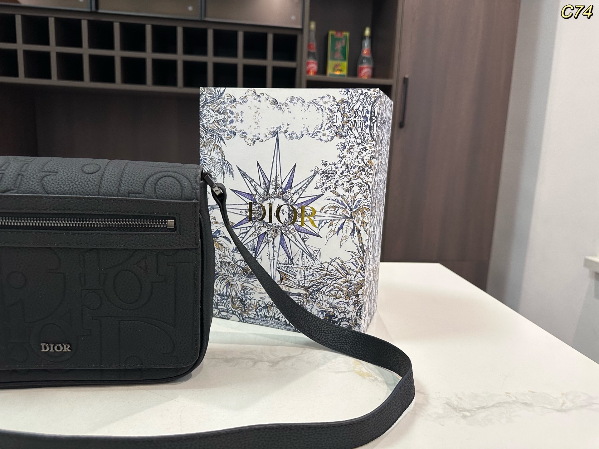 Dior