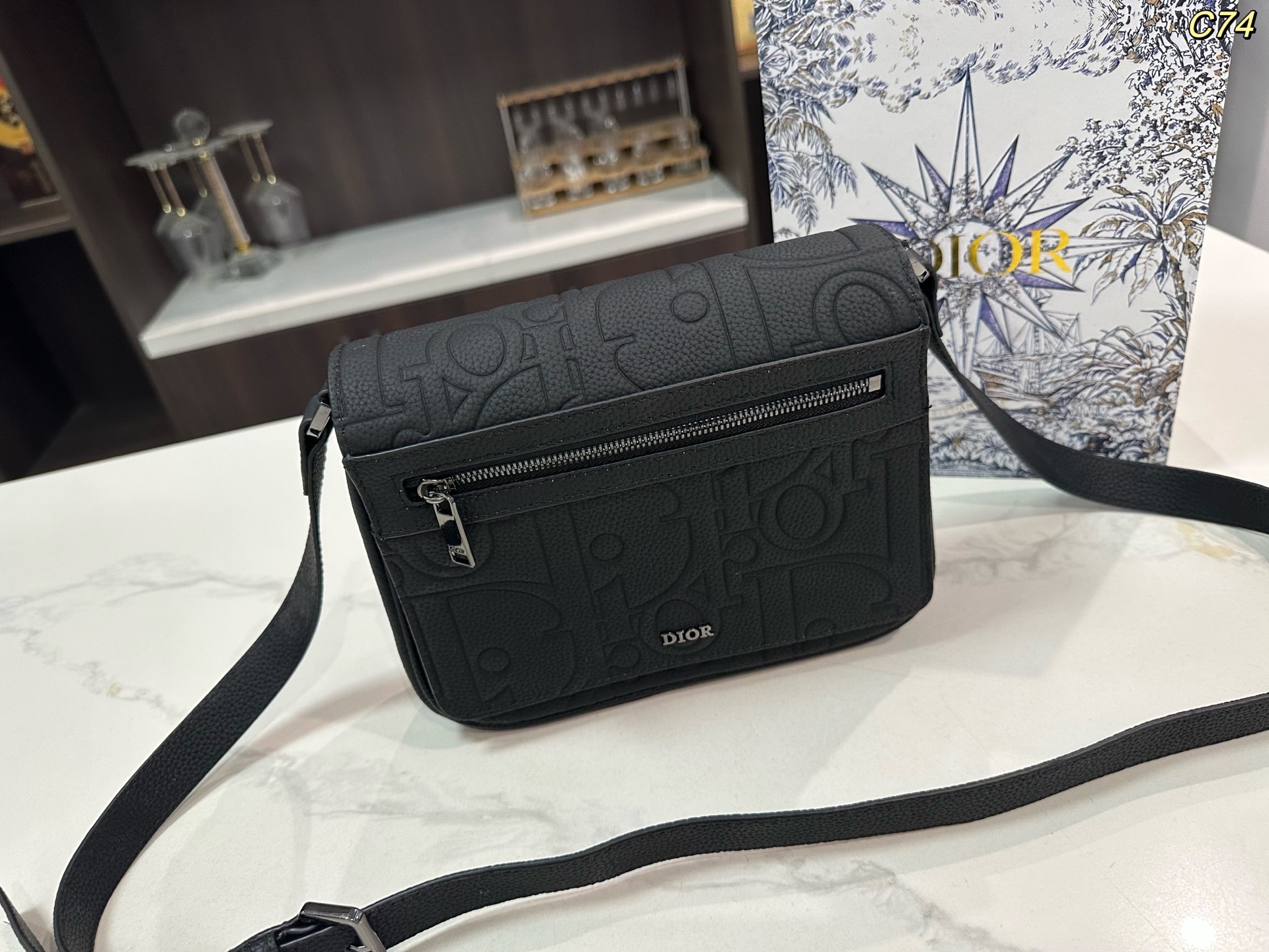 Dior