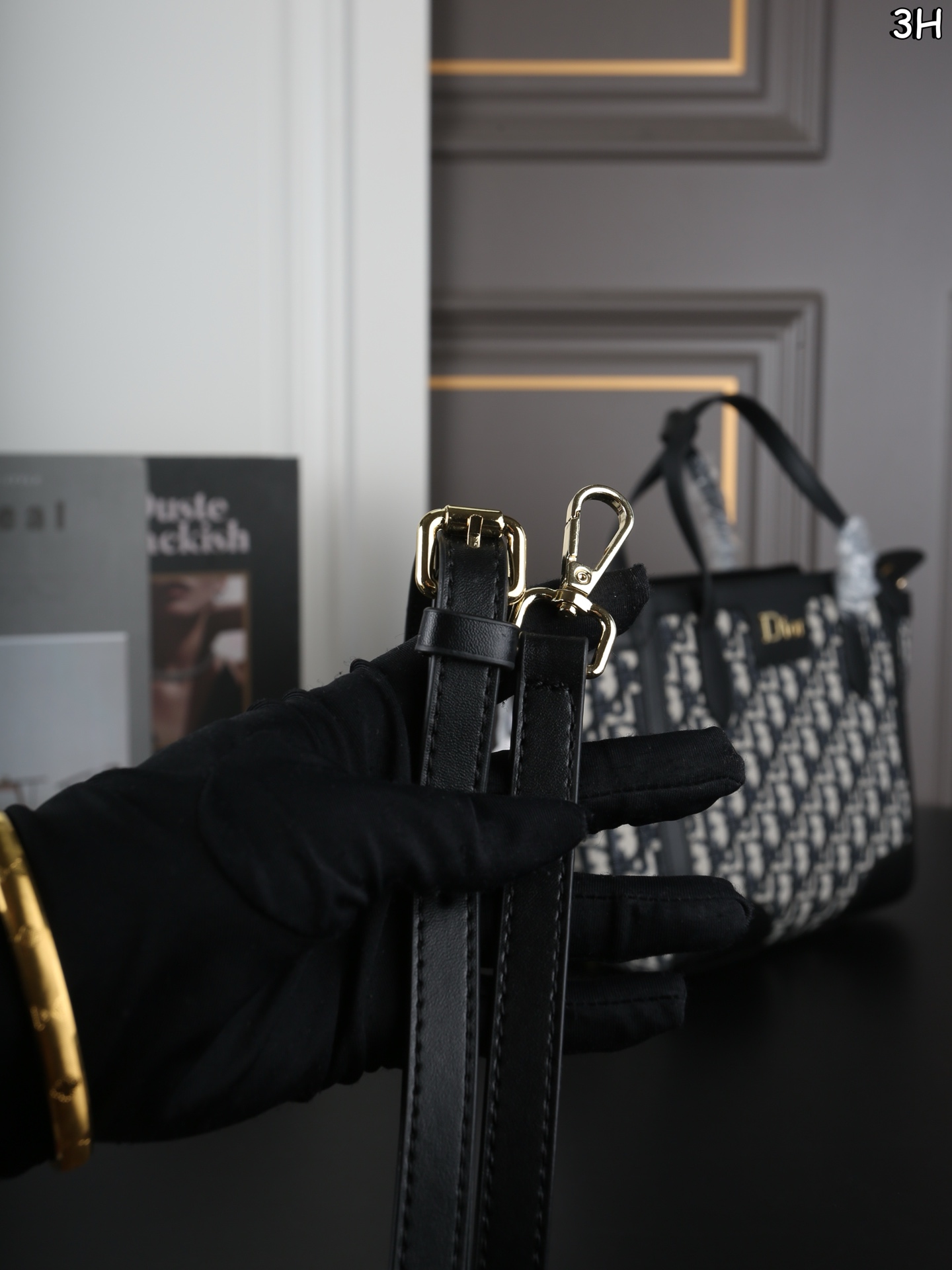 Dior