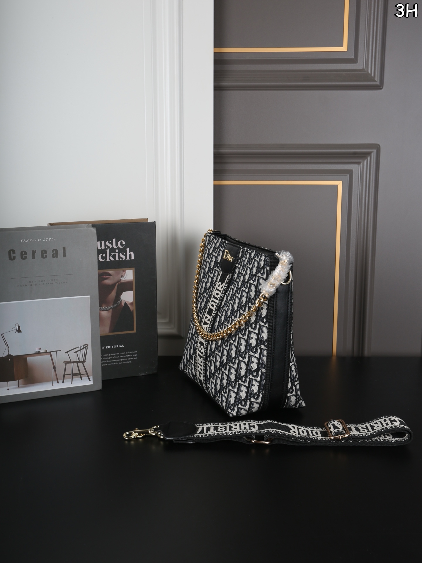 Dior