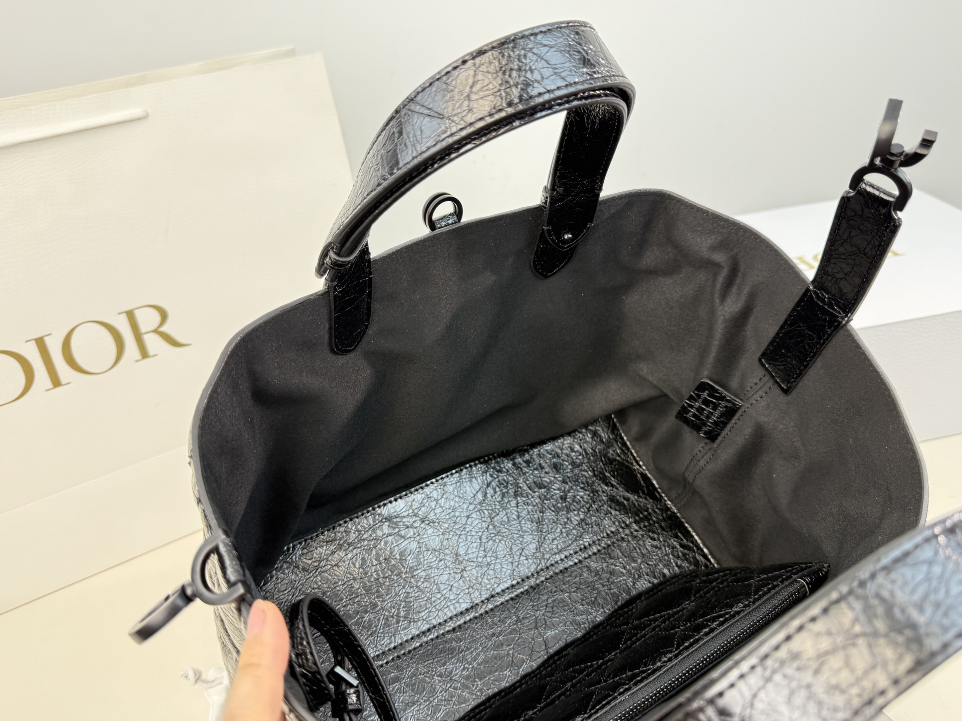 Dior