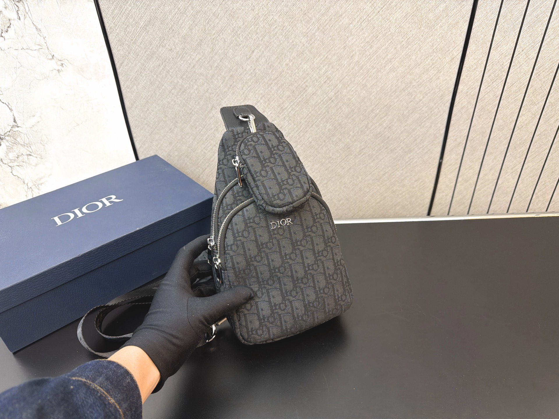 Dior