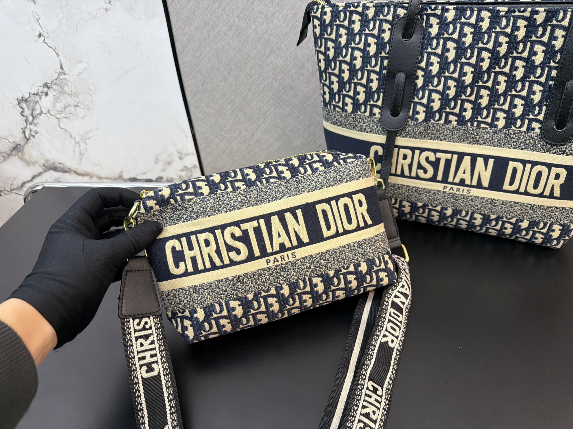 Dior