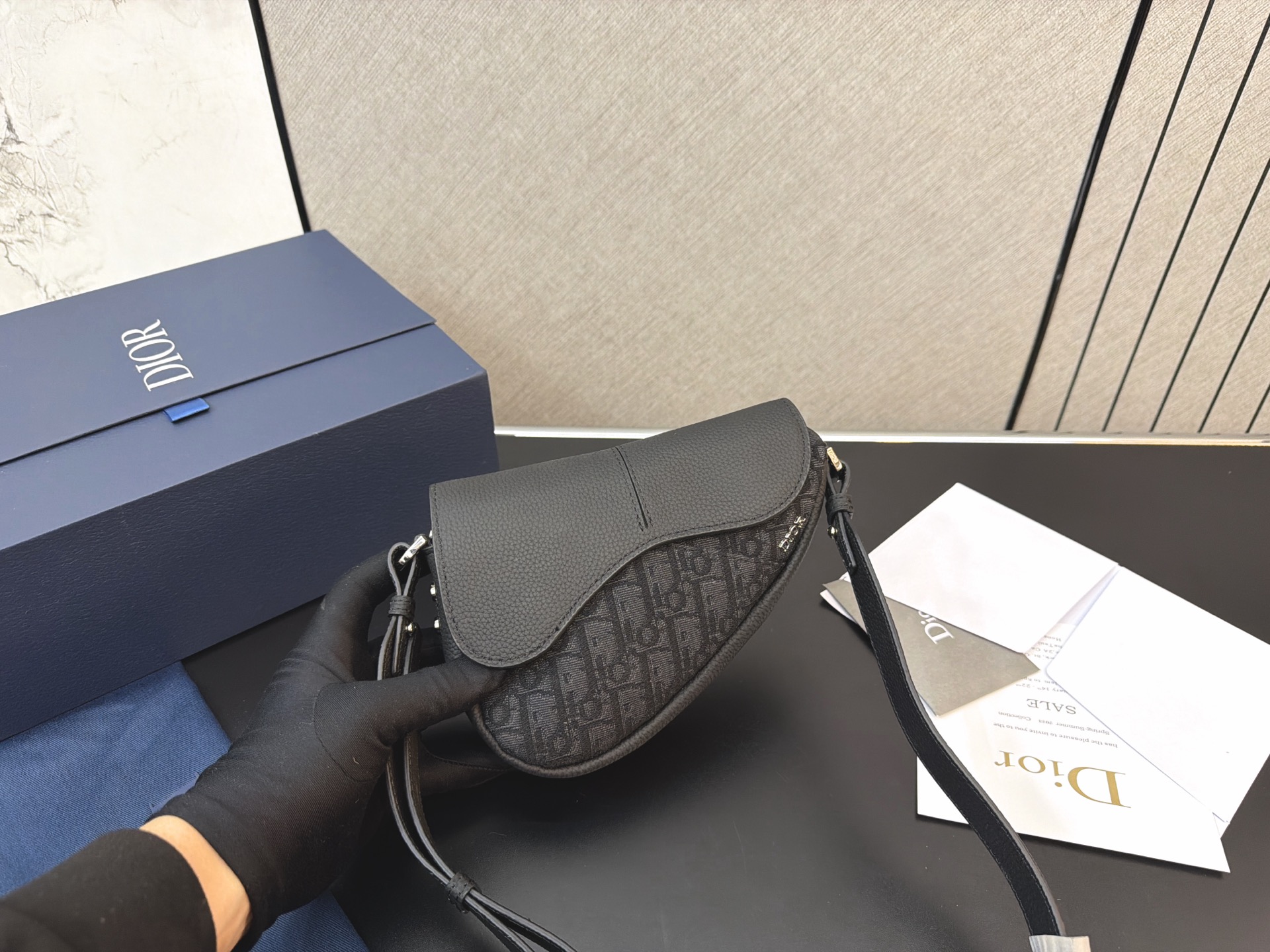 Dior