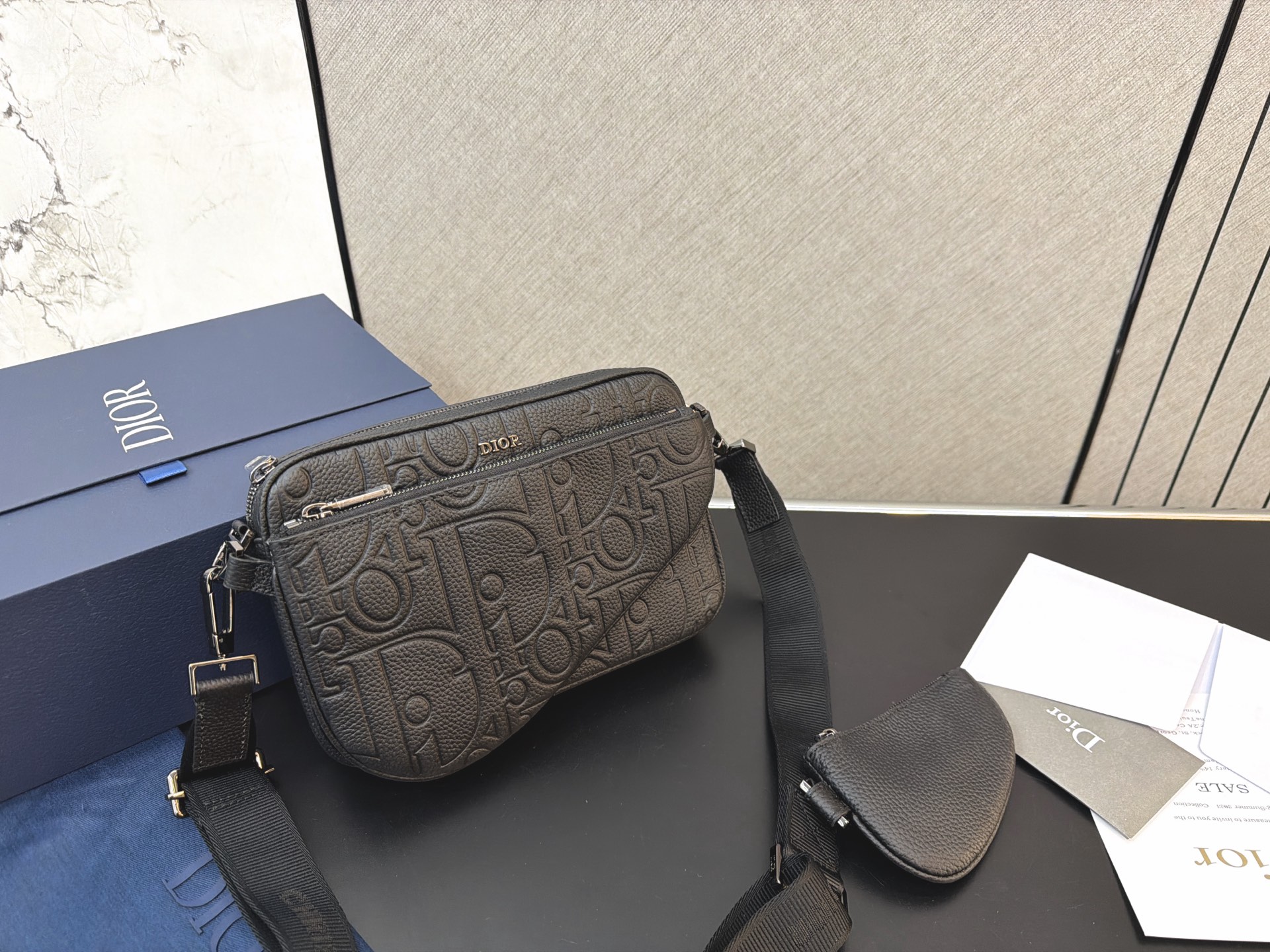 Dior