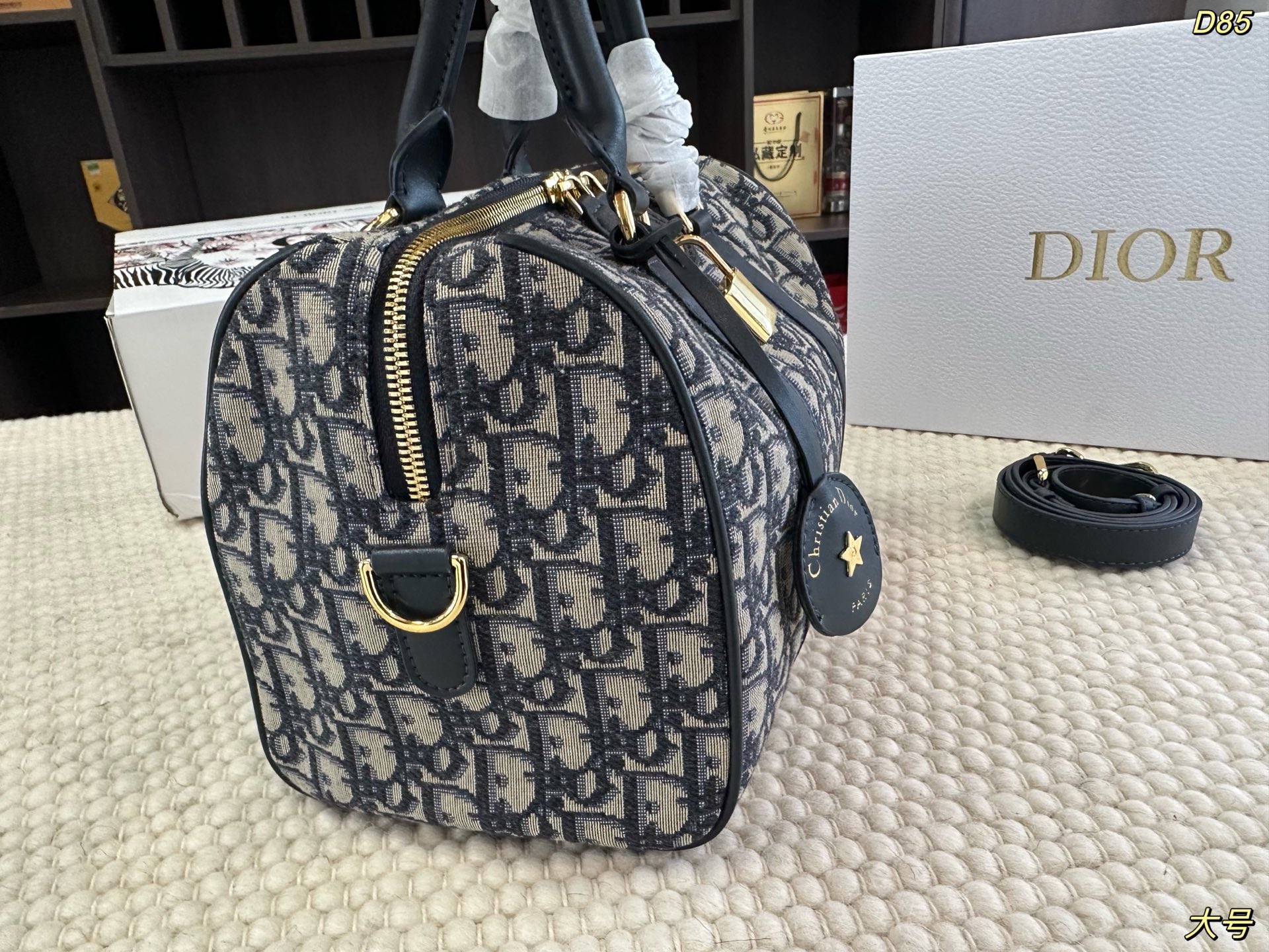 Dior