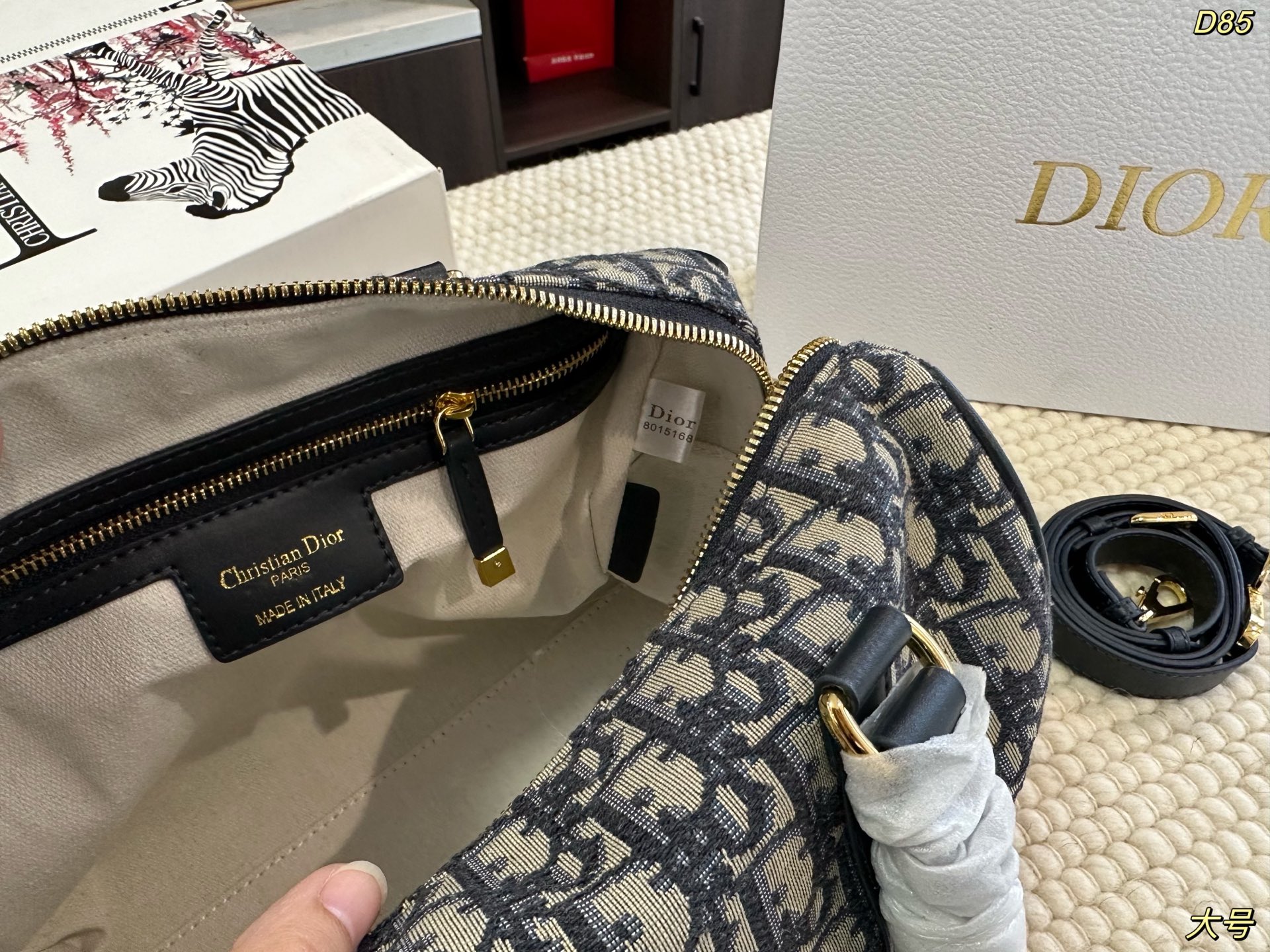 Dior