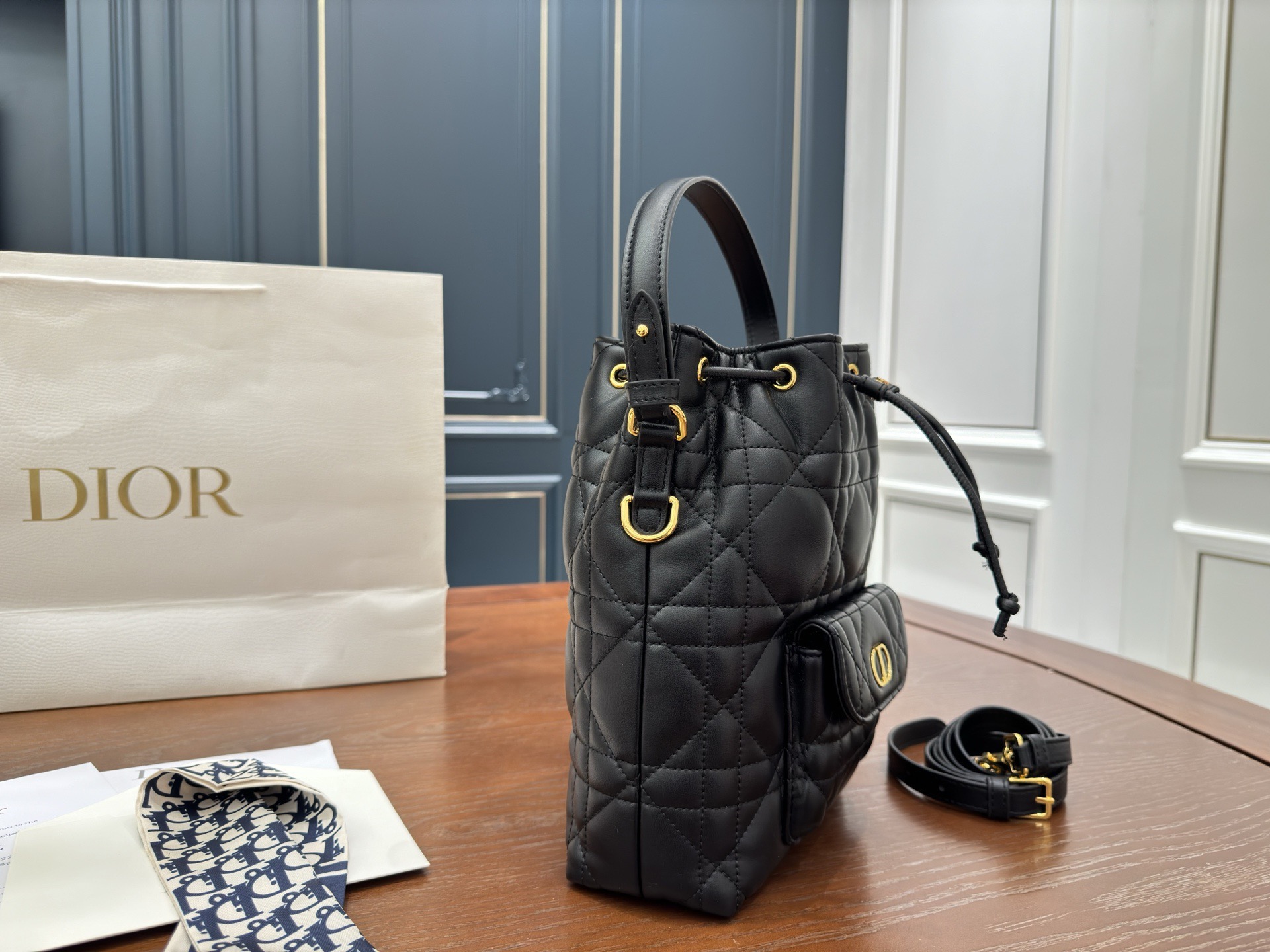 Dior