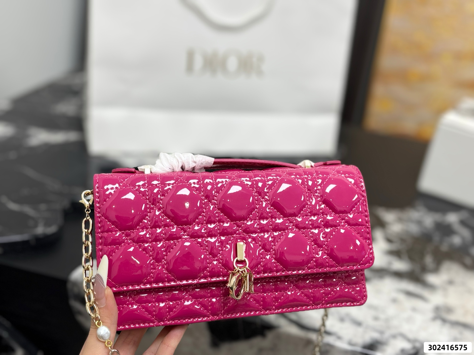 Dior