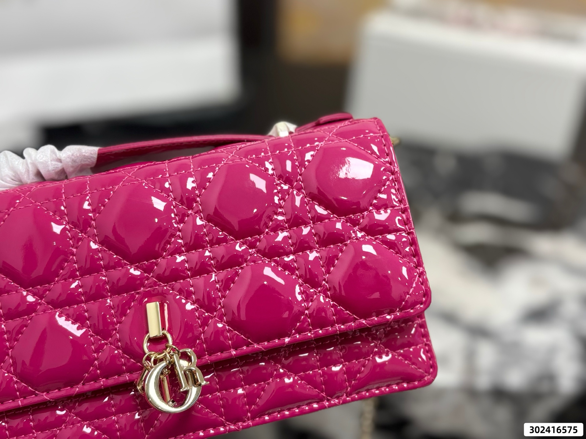 Dior