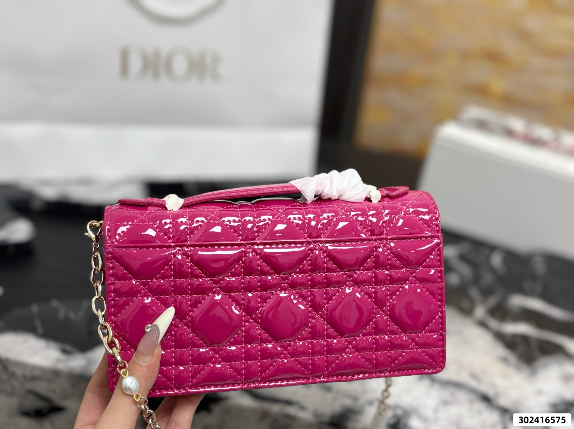 Dior