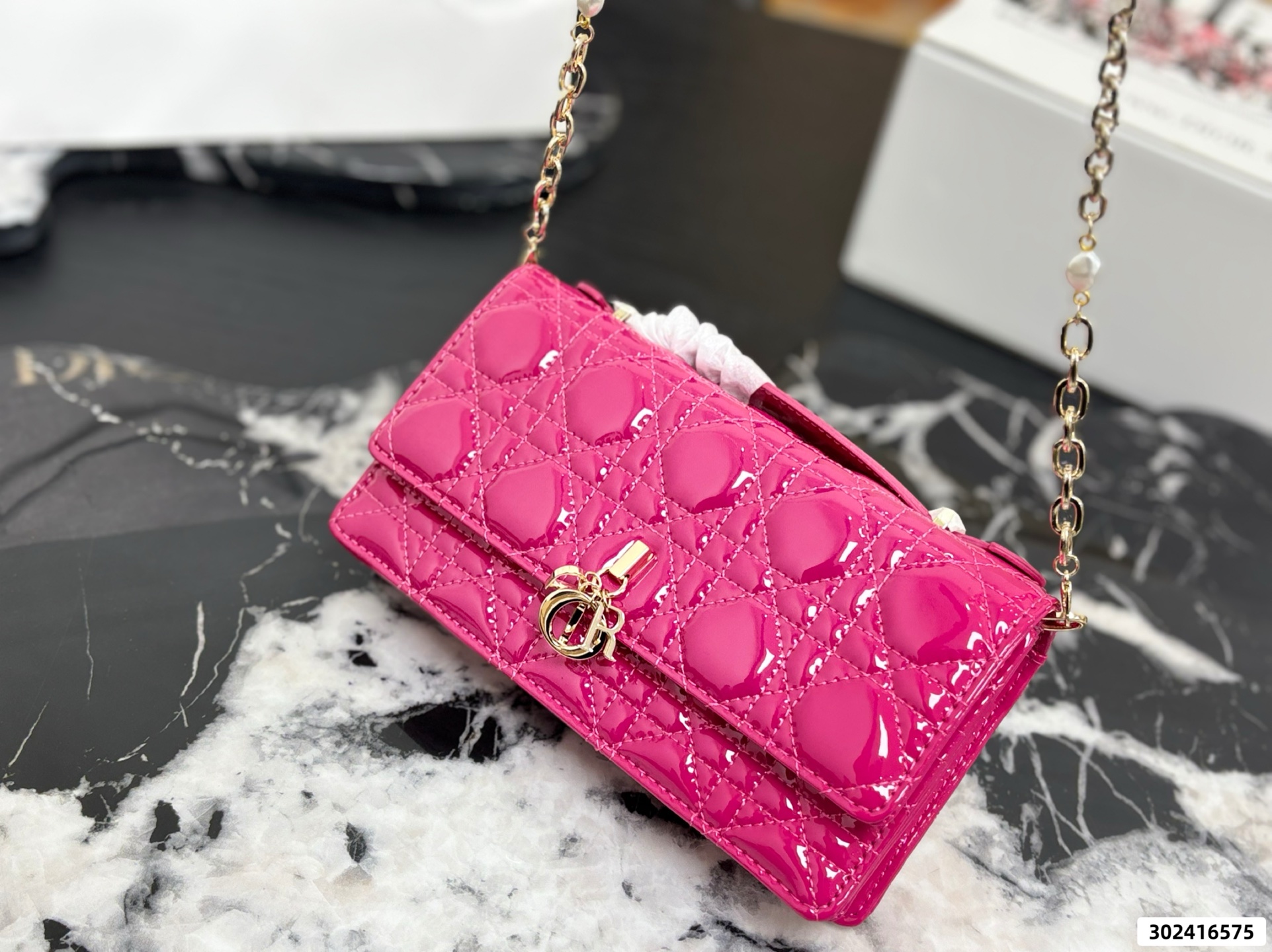 Dior