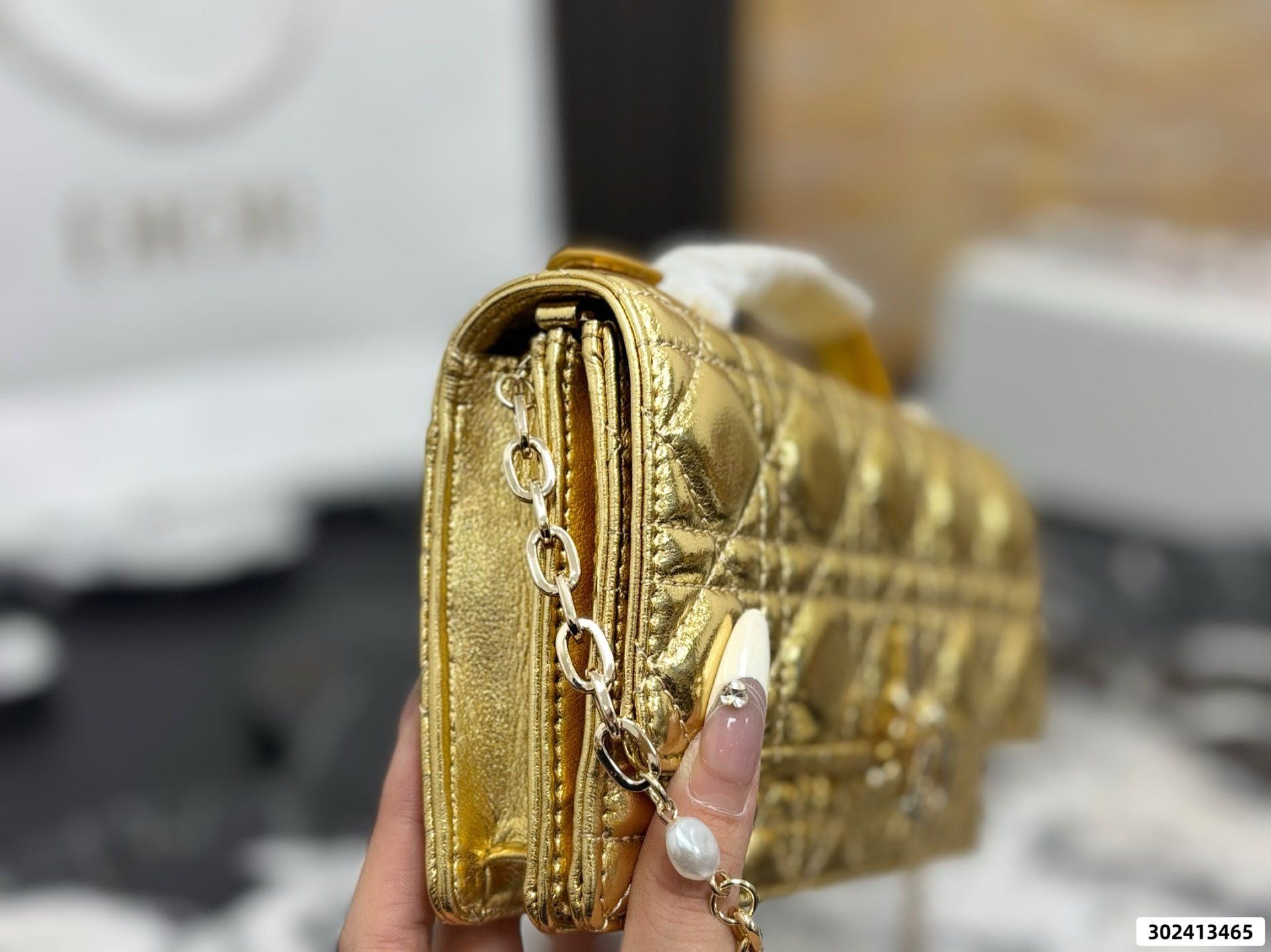 Dior