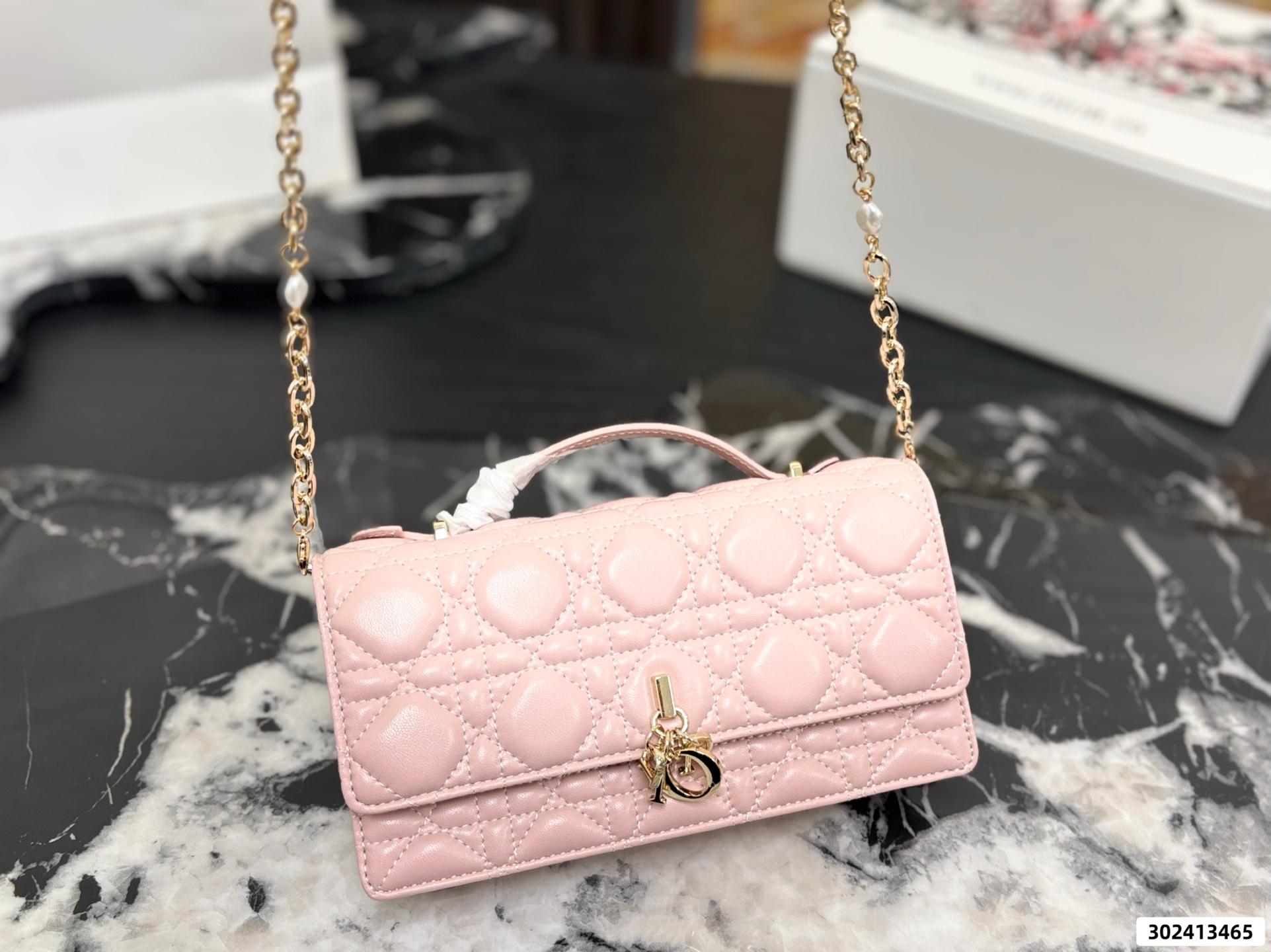 Dior