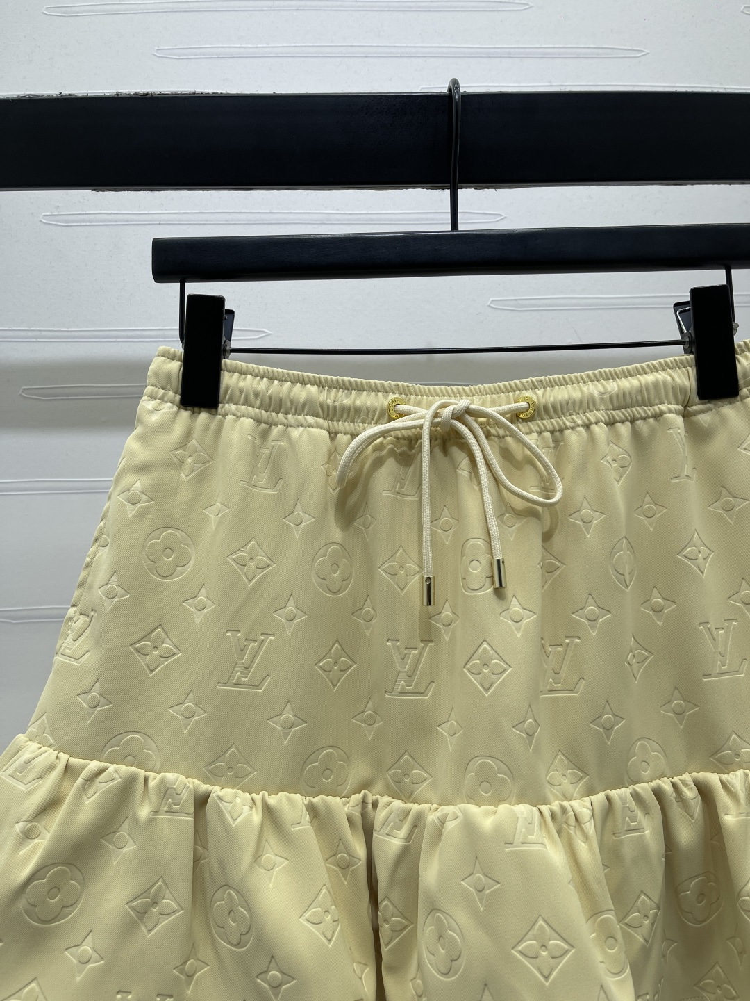 shorts woman