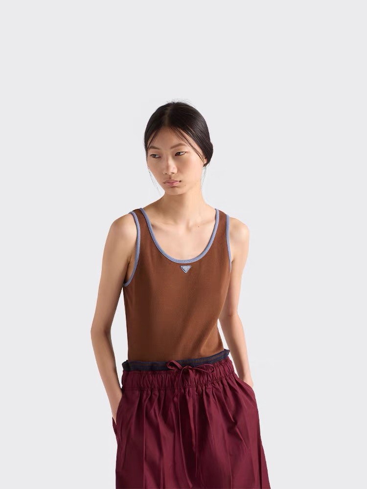 shorts woman