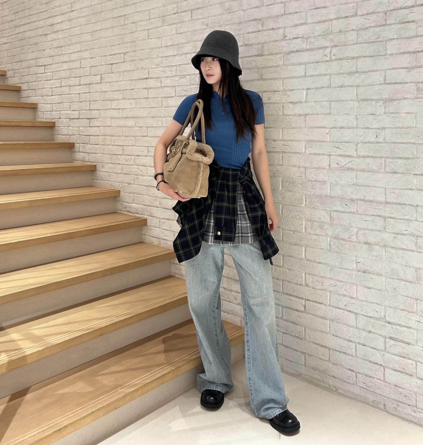 t-shirt woman
